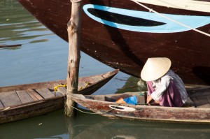 Hoi An River Lady